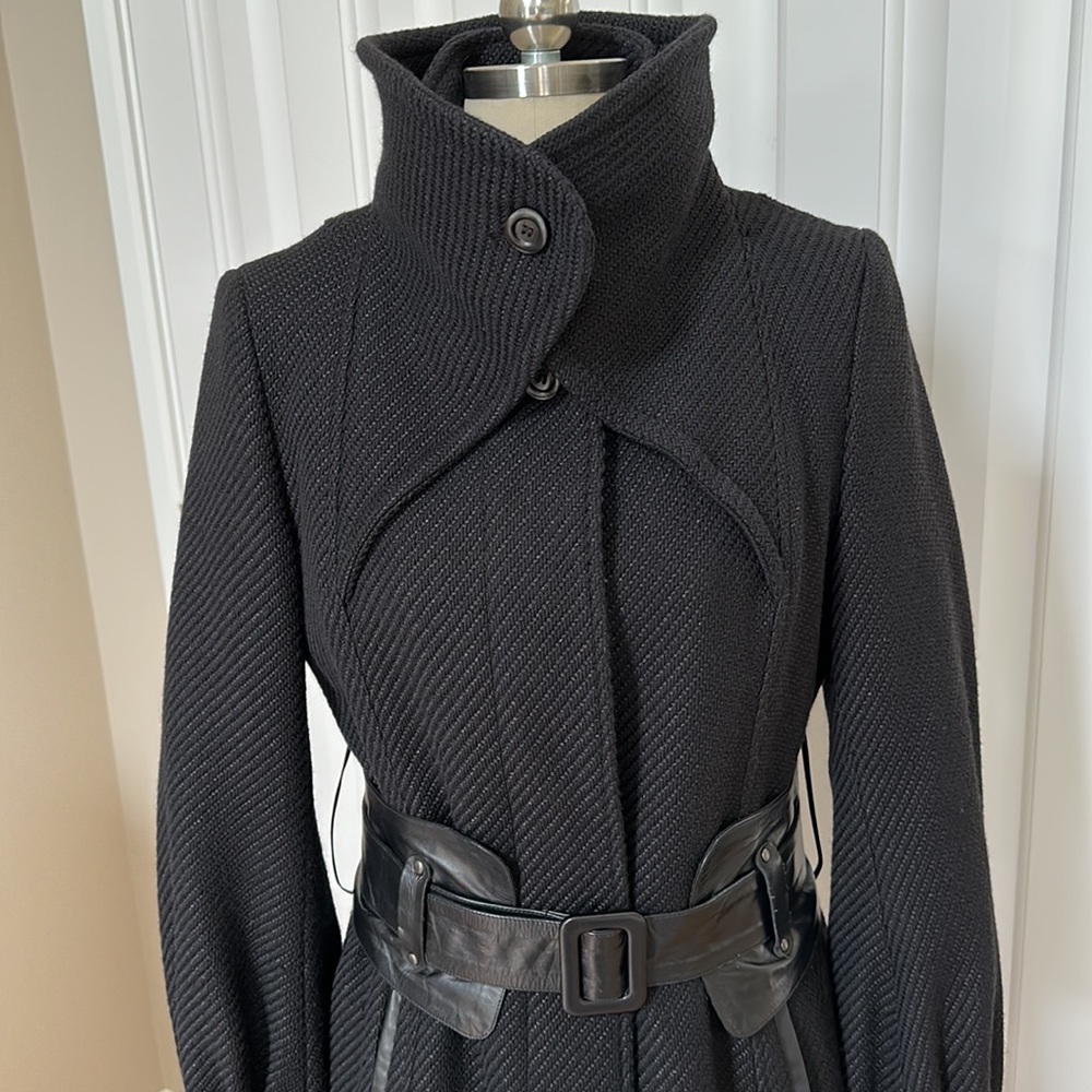 Mackage Bell sleeve textured wool blend coat leather trim/ belt. Size Large - Picture 4 of 15
